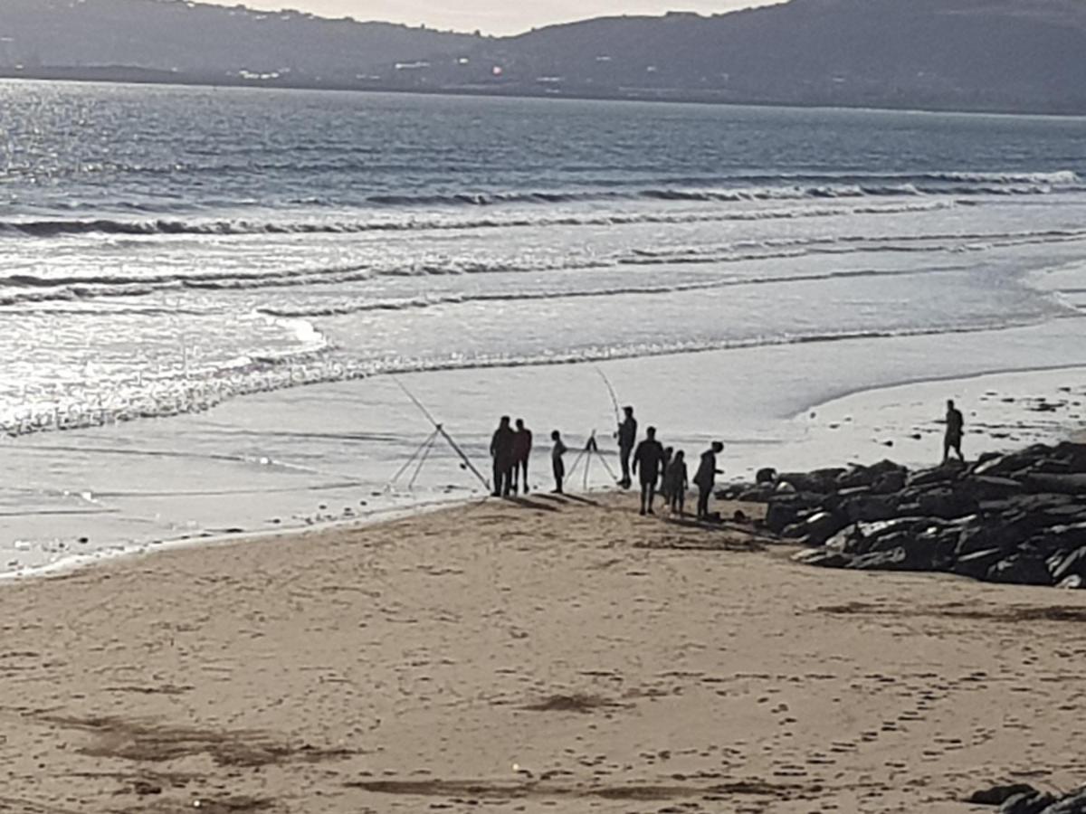 Driftmark Beachfront Location Aberavon Beach Sea Views Large Driveway Parking Private Site Fibre Optic Wi Fi 塔尔伯特港 外观 照片